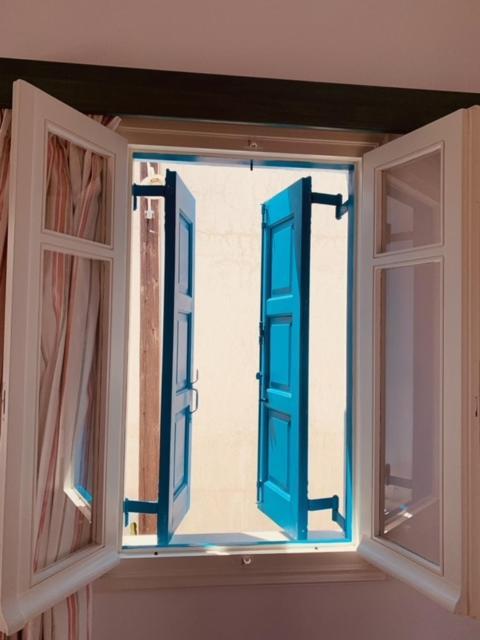 Manousos Rooms Αδάμας Εξωτερικό φωτογραφία