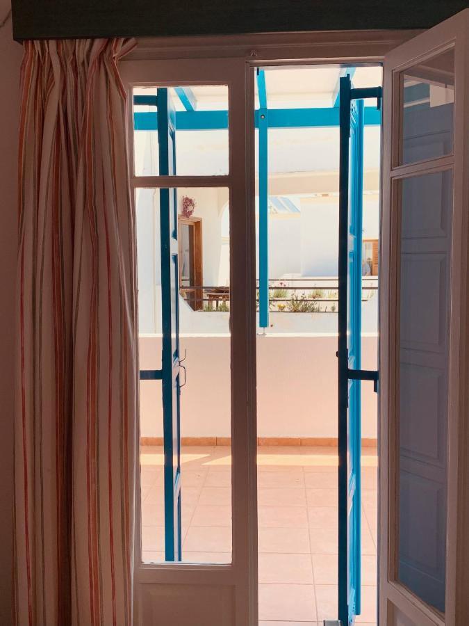 Manousos Rooms Αδάμας Εξωτερικό φωτογραφία